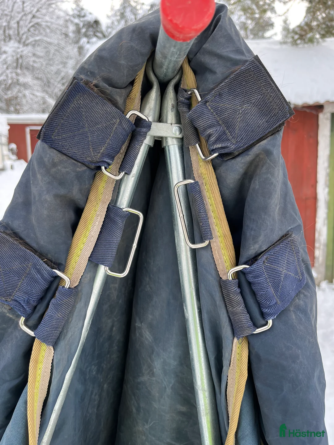 Täcken hästutrustning till salu: Horseware Rambo rug 145cm - Annons 2