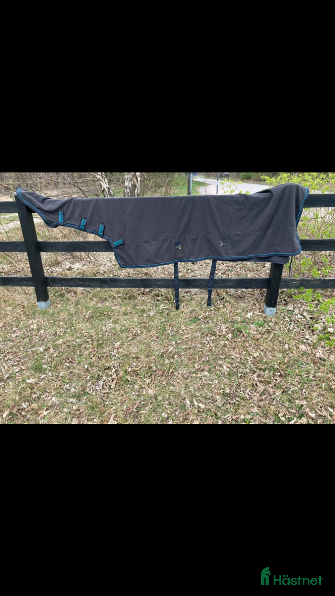 Täcken hästutrustning till salu: Horseware Fleecetäcke med hals, oanvänt. i Löddeköpinge - Annons 1