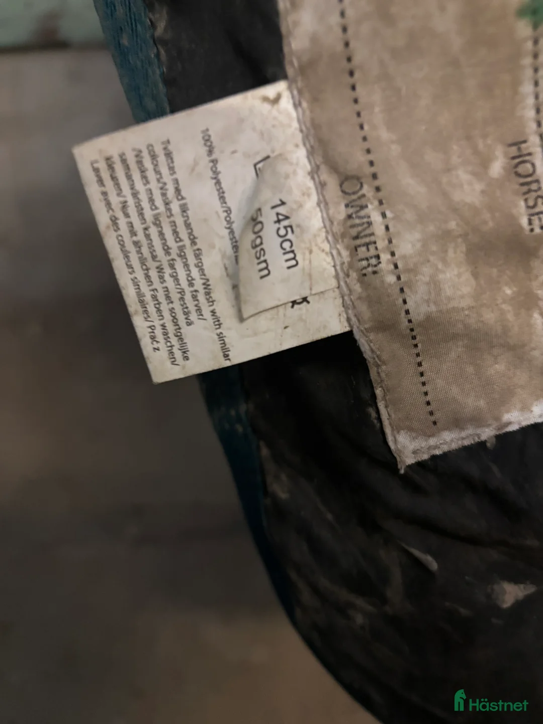 Täcken hästutrustning till salu: Två täcken 50gr - Annons 2