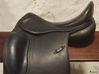 Sadlar hästutrustning John whitaker highgate 16 tum i Åstorp - Annons 4