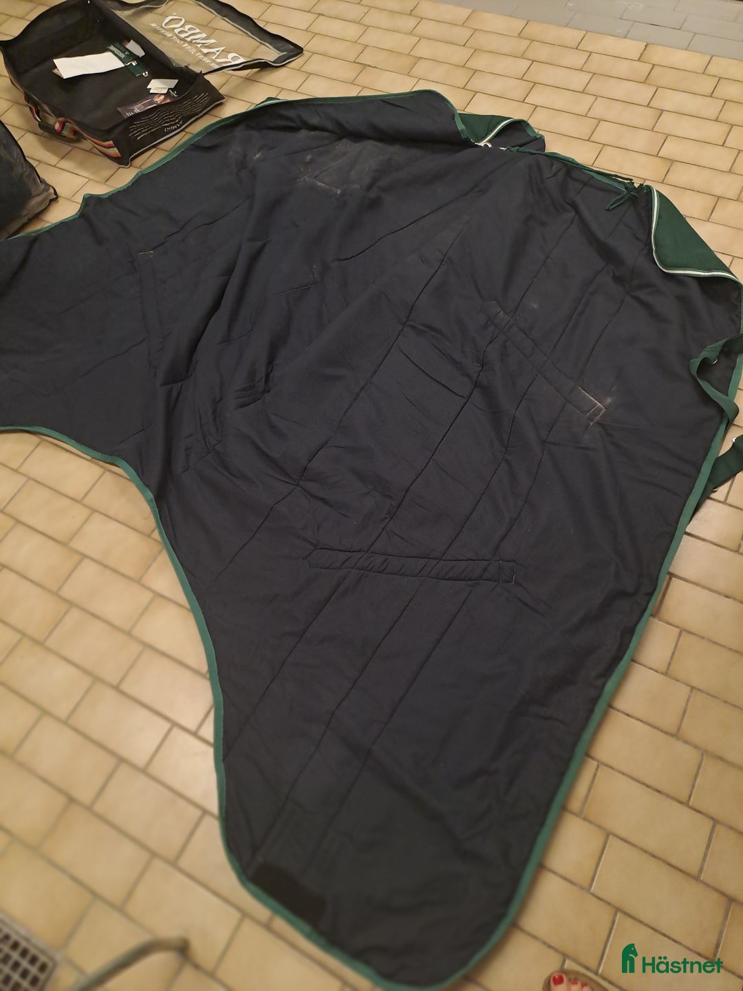 Täcken hästutrustning till salu: Rambo stalltäcke i Malmö - Annons 5