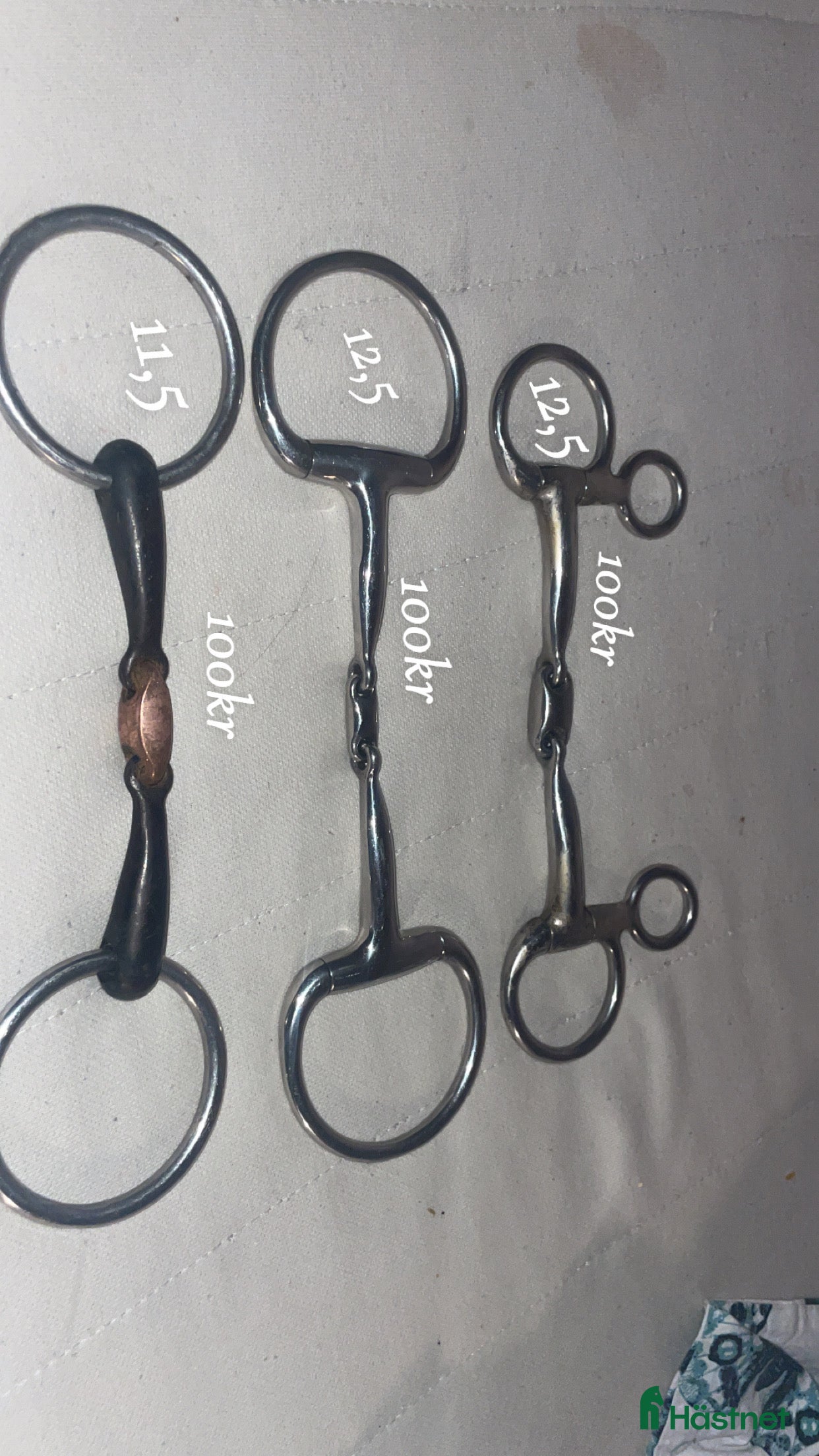 Bett hästutrustning till salu: 3 bett i nyskick i Ås - Annons 2