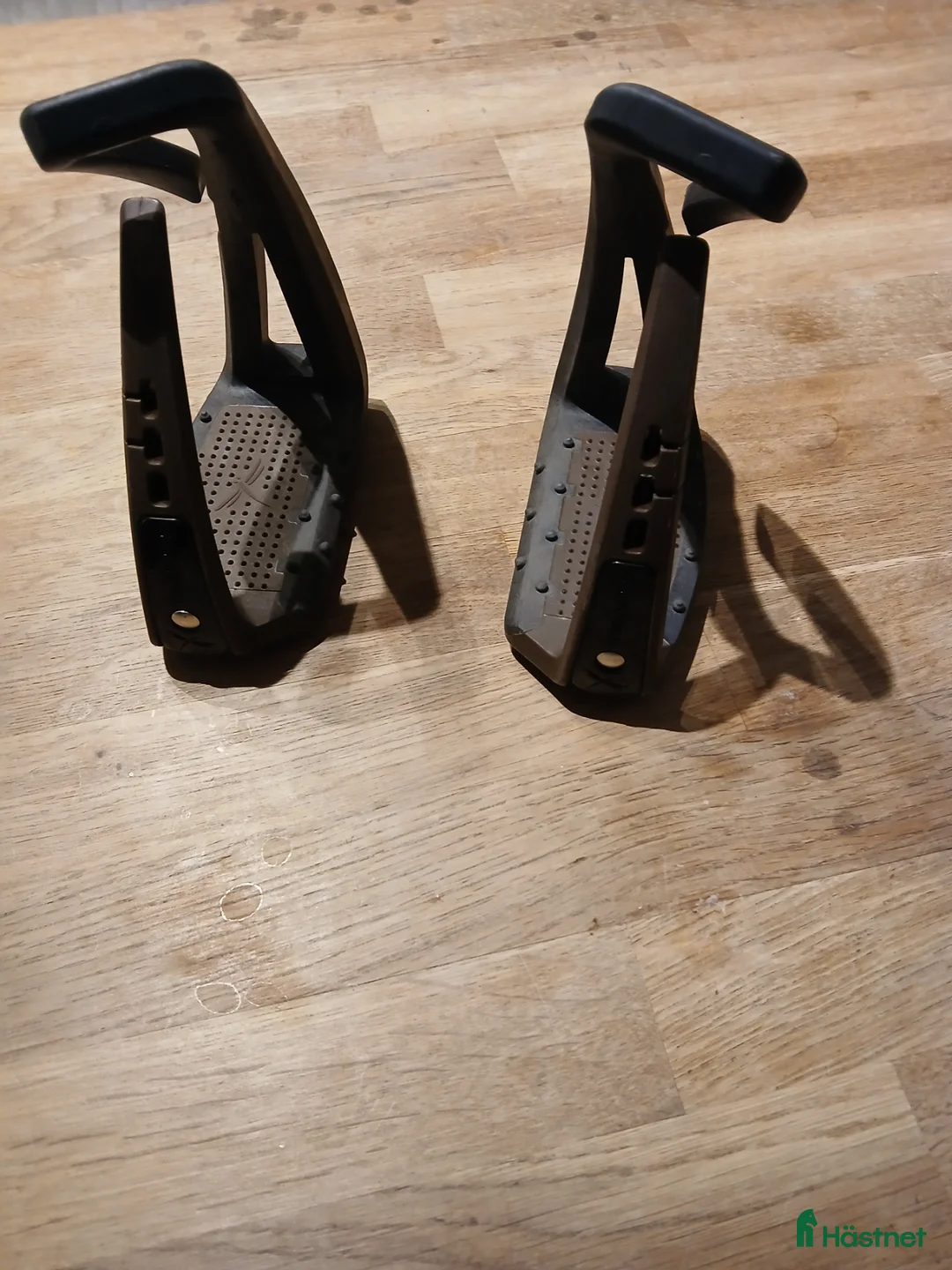 Stigbyglar hästutrustning till salu: Freejump i Båstad - Annons 4