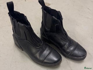 Ridstövlar ryttarutrustning till salu: CRW strl 37 i Täby - Annons 4