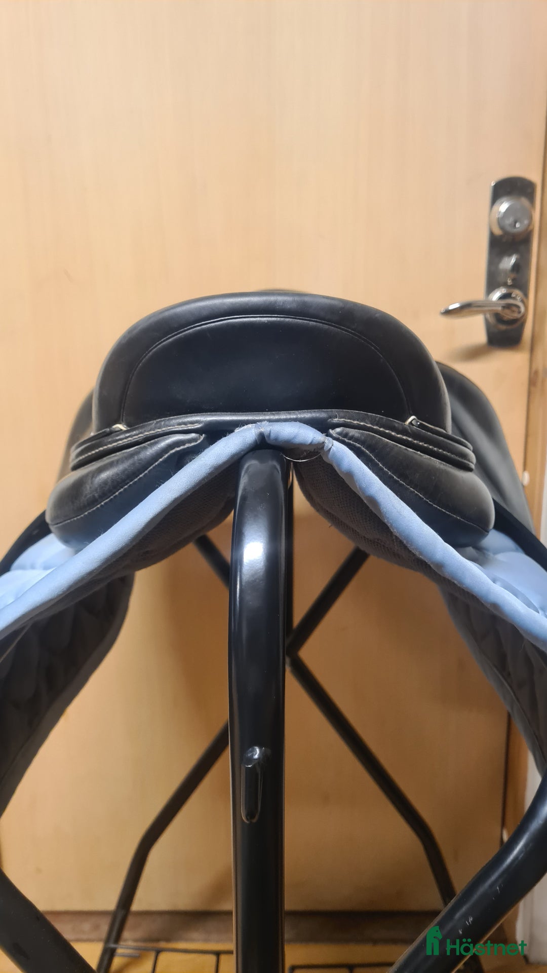 Sadlar hästutrustning till salu: Lippo  Rivello Espanza  i Hamneda - Annons 4