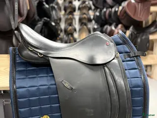 Sadlar hästutrustning till salu: REA 25% Jeffries Stamford 18”M svart i Knivsta - Annons 1