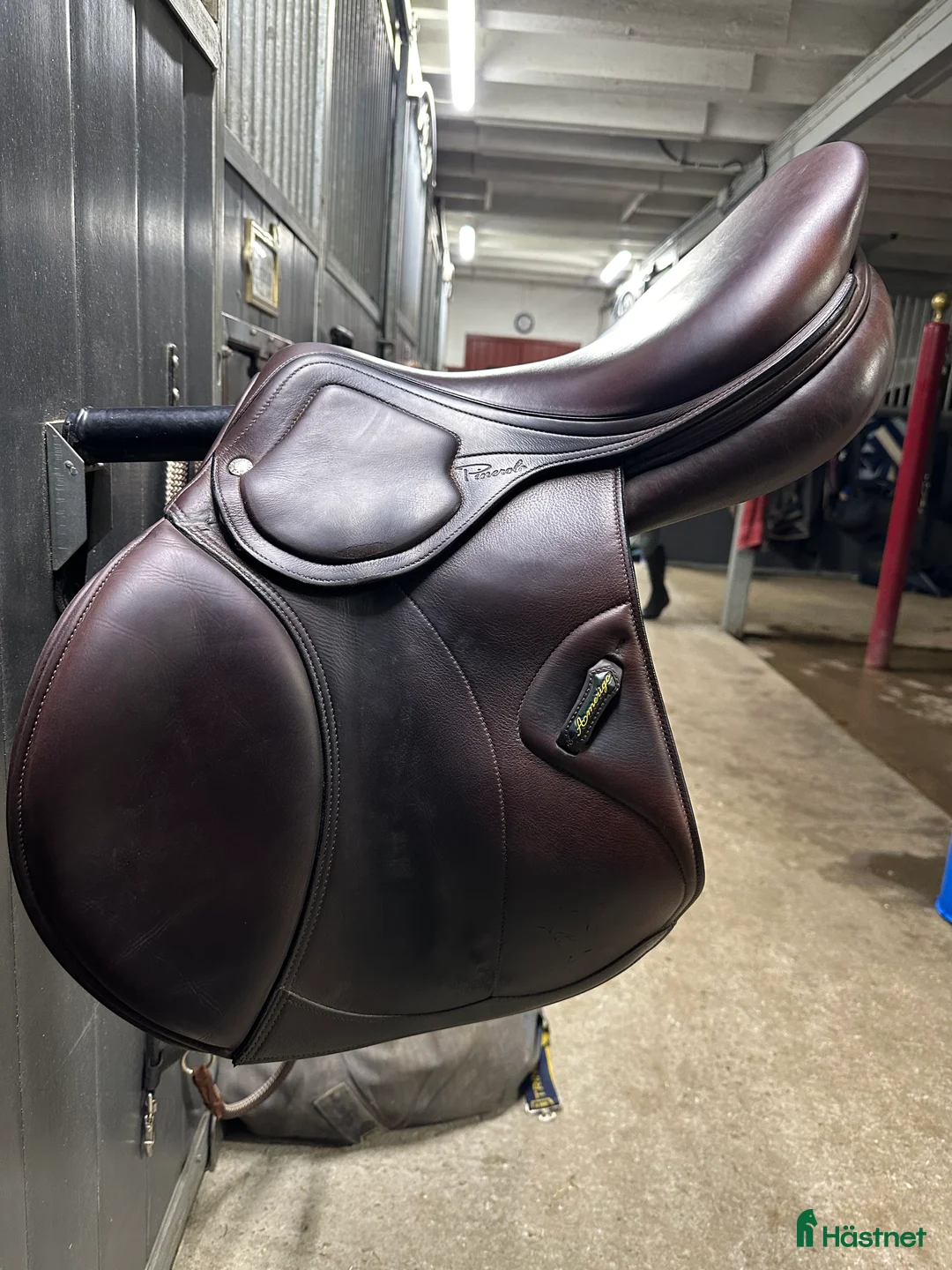 Sadlar hästutrustning till salu: Amerigo sadel  i Malmö - Annons 1