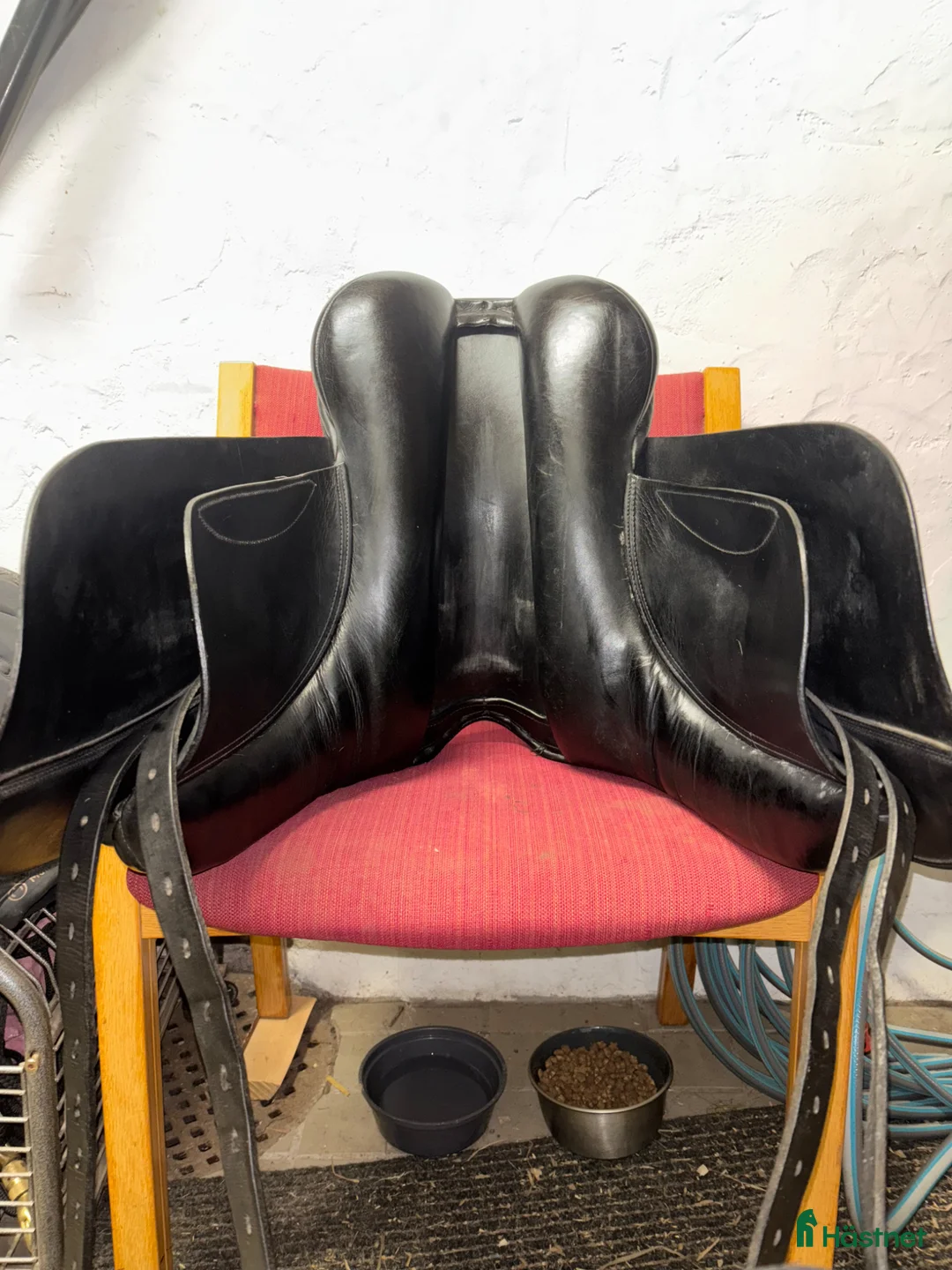 Sadlar hästutrustning till salu: Svart Morris & Nolan Dressyrsadel  - Annons 7