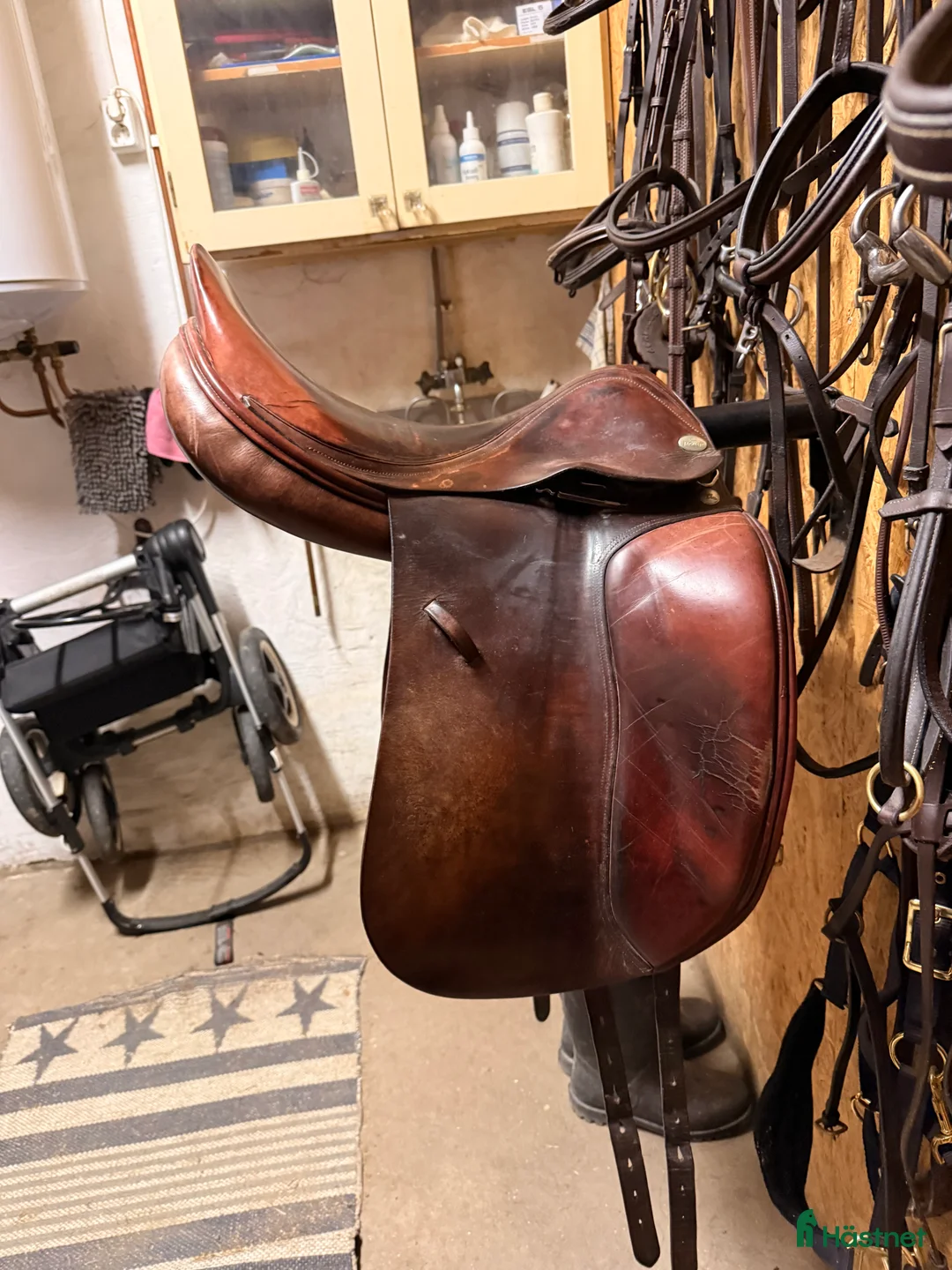 Sadlar hästutrustning till salu: Jaguar dressyrsadel 17.5 i Kullavik - Annons 2