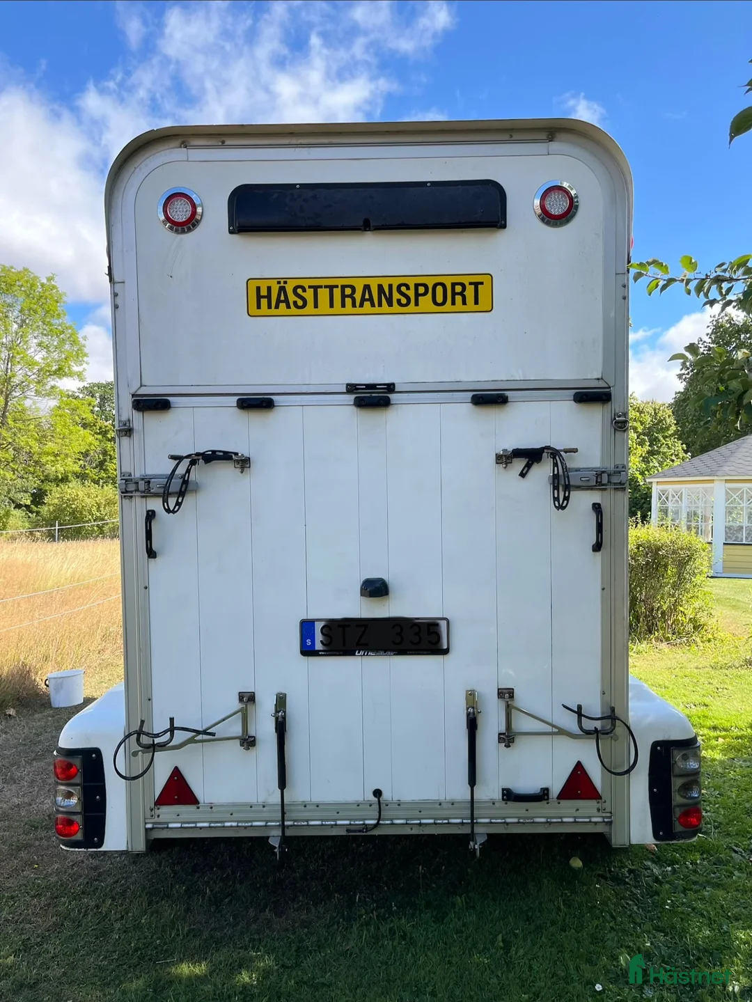 Hästtransporter  fordon & transport till salu: Umesläp B36 2013 i Mantorp - Annons 2