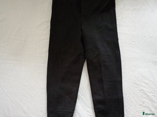 Ridbyxor ryttarutrustning till salu: Barn ridbyxor i Strömstad - Annons 1