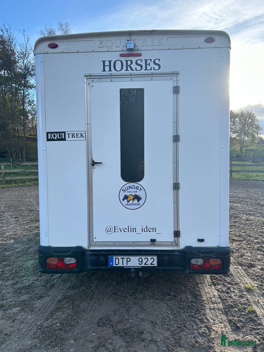 Hästlastbilar  fordon & transport till salu: Välskött B-kortsbil i Huddinge - Annons 2