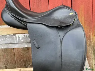 Sadlar hästutrustning till salu: Santa Cruz Arthur de Luxe i Blidsberg - Annons 4