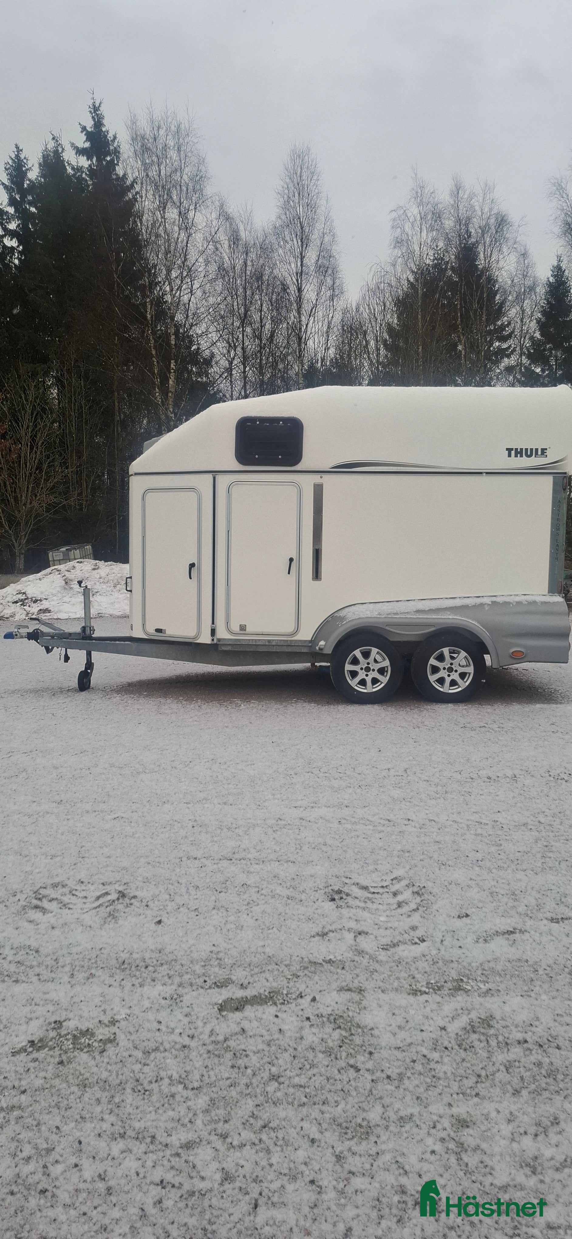 Hästtransporter  fordon & transport till salu: Thule Excellent Grand Prix 2014 i Sjövik - Annons 4