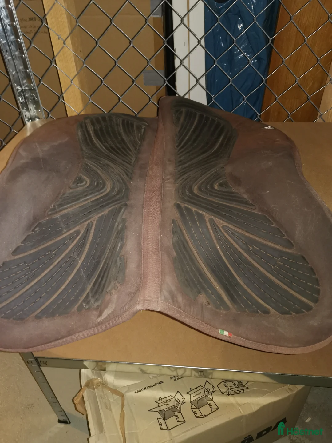 Sadeltillbehör hästutrustning till salu: Gärna paketförsäljning till ex ridskola.  - Annons 2