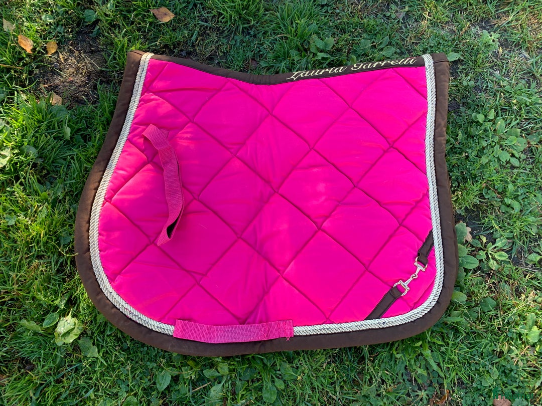 Schabrak & Vojlockar hästutrustning till salu: Schabrak  i Rånäs - Annons 1