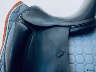 Sadlar hästutrustning Dressyr sadel prestige - Annons 2