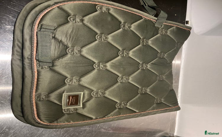 Schabrak & Vojlockar hästutrustning till salu i Bromma - Annons 19