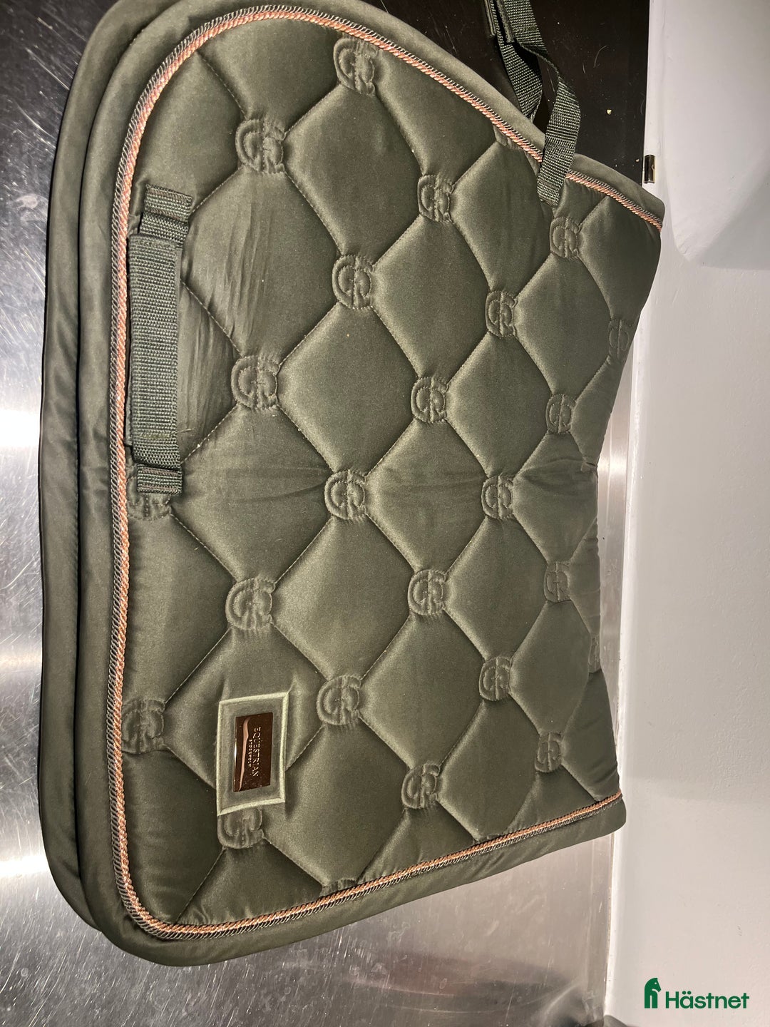 Schabrak & Vojlockar hästutrustning till salu: Equestrian Stockholm schabrak i Bromma - Annons 1