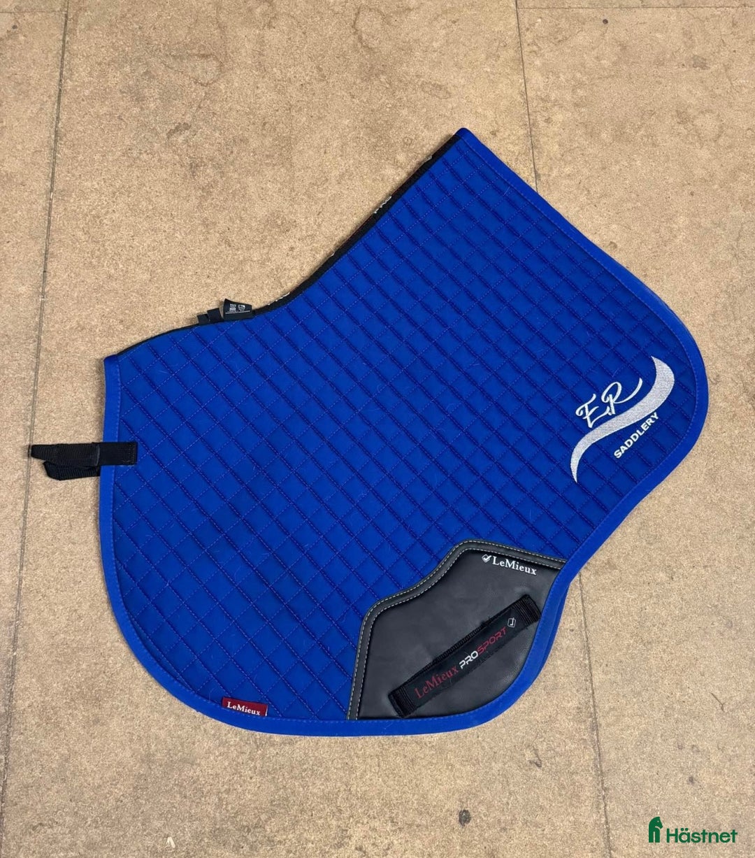 Schabrak & Vojlockar hästutrustning till salu: LeMieux schabrak i Partille - Annons 1