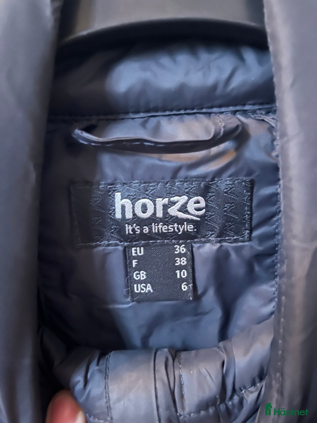 Jackor & Kavajer ryttarutrustning till salu: Ridjacka för höst/vår i Finspång - Annons 3