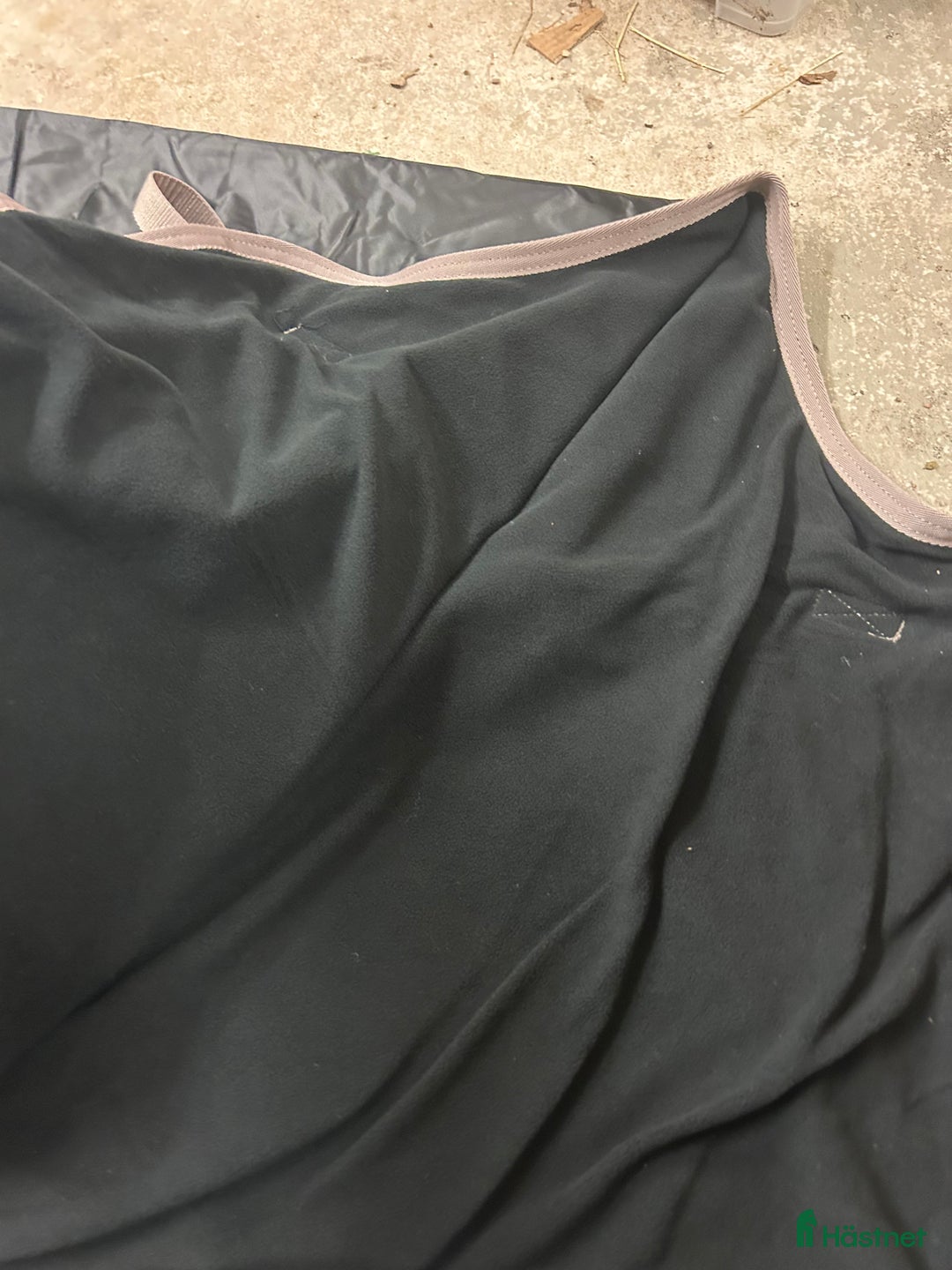 Täcken hästutrustning till salu: 2 superfina ländtäcken!! i Gävle - Annons 5