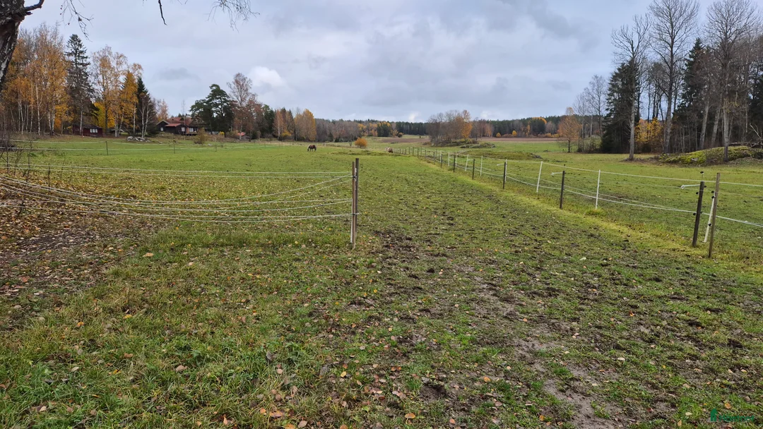  stallplats finnes: Boxplats i litet mysigt stall i Vårsta  - Annons 7