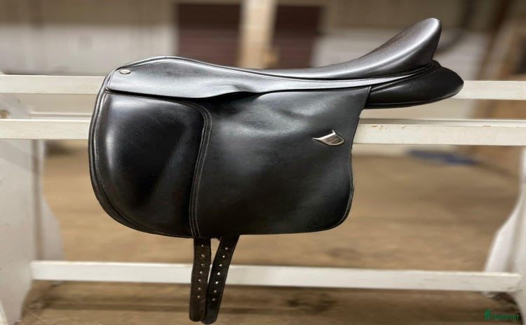 Sadlar hästutrustning till salu i Bollebygd - Annons 14