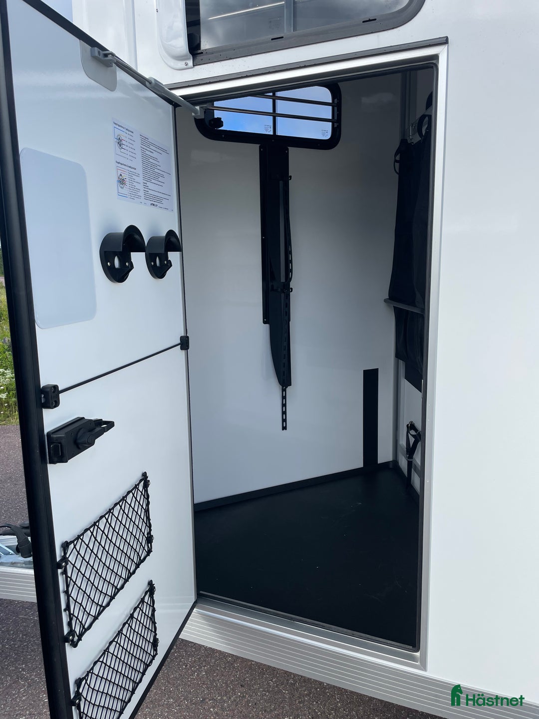 Hästtransporter  fordon & transport till salu: UME B60 - Nu kör vi Kampanj! i Borlänge - Annons 3