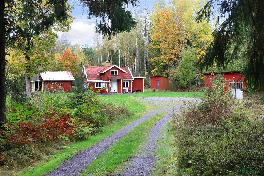  hästgårdar till salu: Torp/mini-hästgård. 3 boxar.  i Mellerud - Annons 11