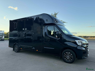 Hästlastbilar fordon & transport till salu: PRENTKI/HORSEPARTNER 5 SITS STUTERI i Köping - Annons 2