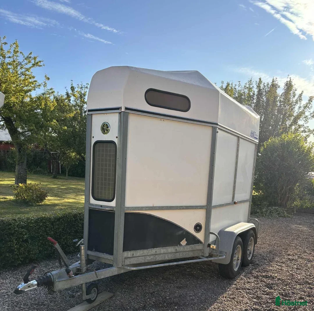 Hästtransporter  fordon & transport till salu: REKO 1400 HTTD - Annons 1