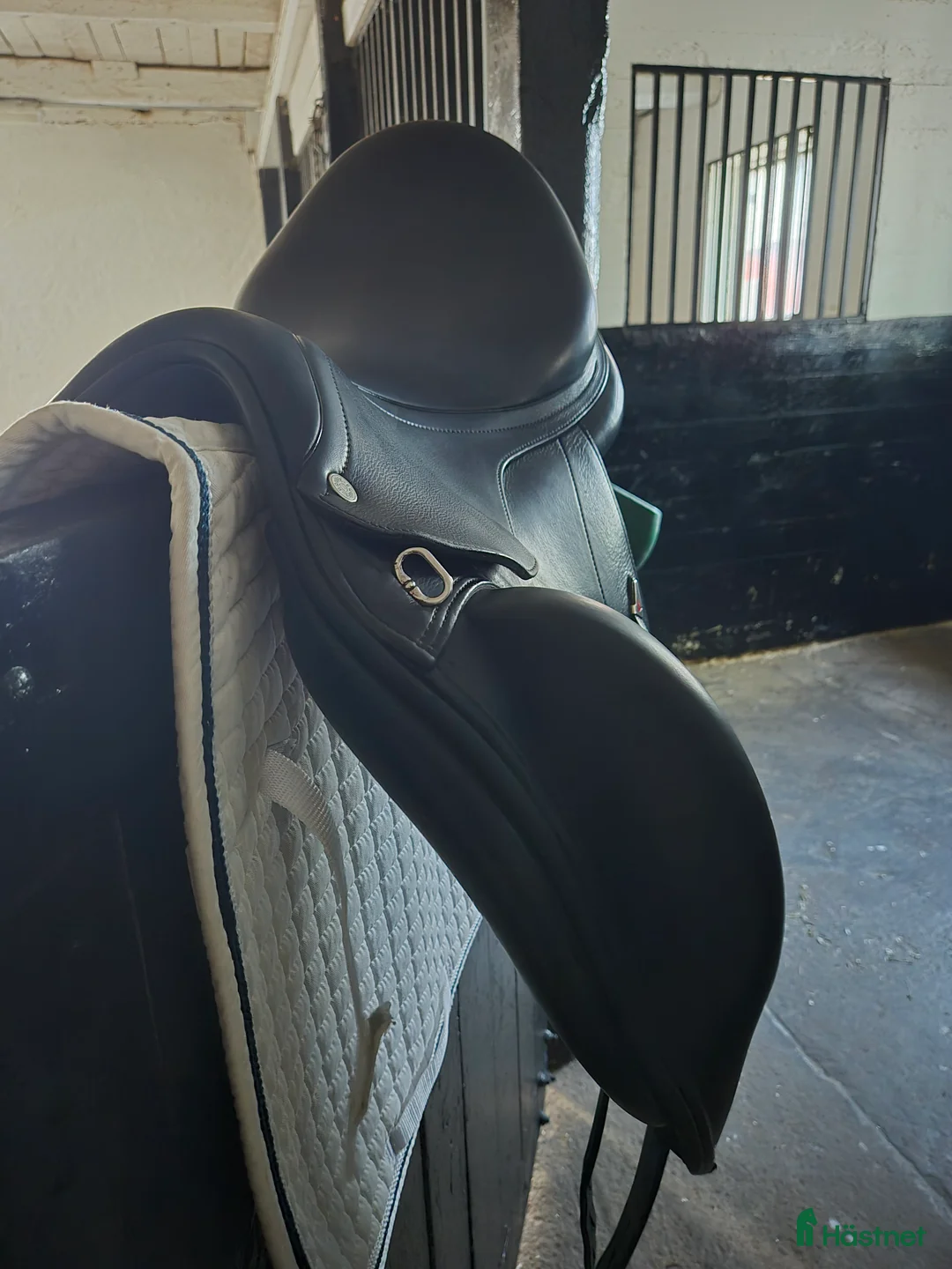 Sadlar hästutrustning till salu: Equipe olympia i fint skick säljes! i Varberg - Annons 4