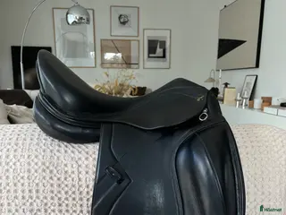 Sadlar hästutrustning Lippo Azzario supreme dressyrsadel - Annons 15