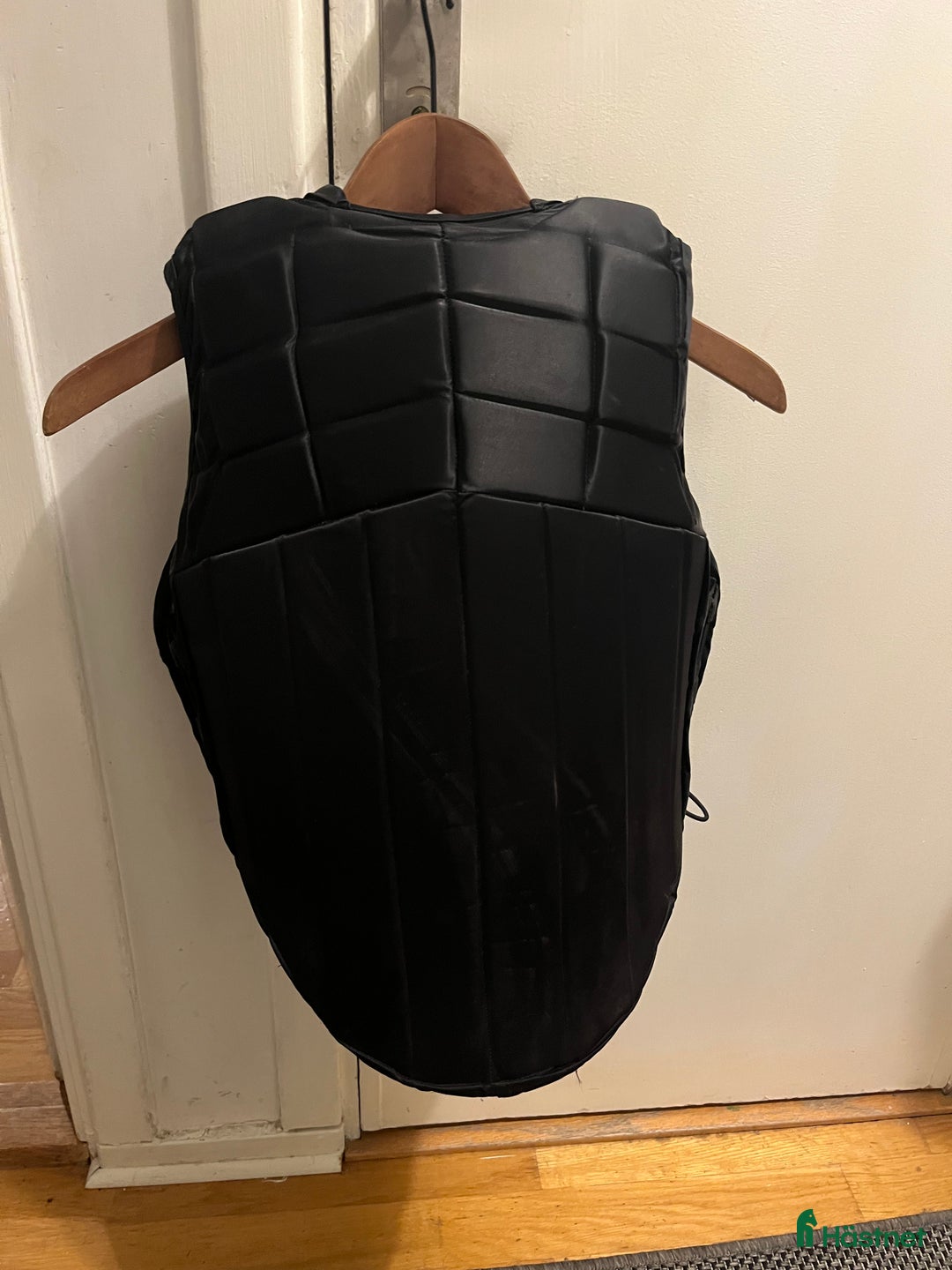 Säkerhetsvästar ryttarutrustning till salu: Racesafe ridväst i Gustavsberg - Annons 6