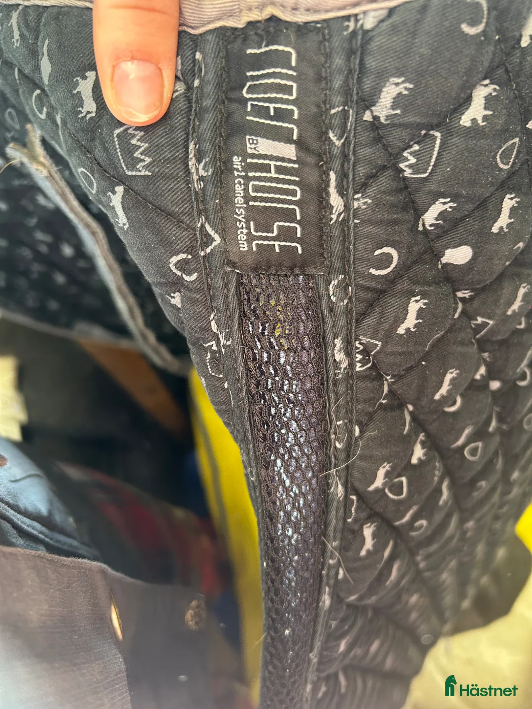 Schabrak & Vojlockar hästutrustning till salu: Unikt schabrak - Annons 4