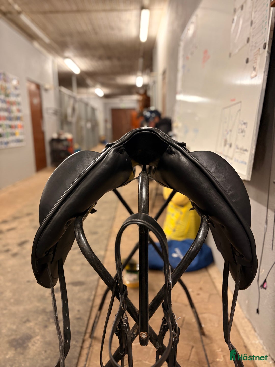 Sadlar hästutrustning till salu: Prestige Monza monoflap 17” i Åkarp - Annons 3