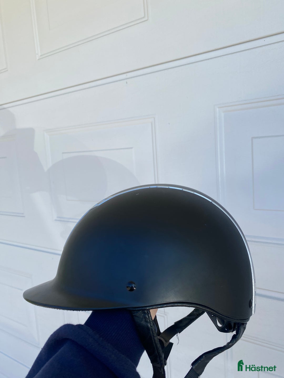 Hjälmar ryttarutrustning till salu: Ridhjälm Philly mips svart 🌸🥰 i Hammarö - Annons 3