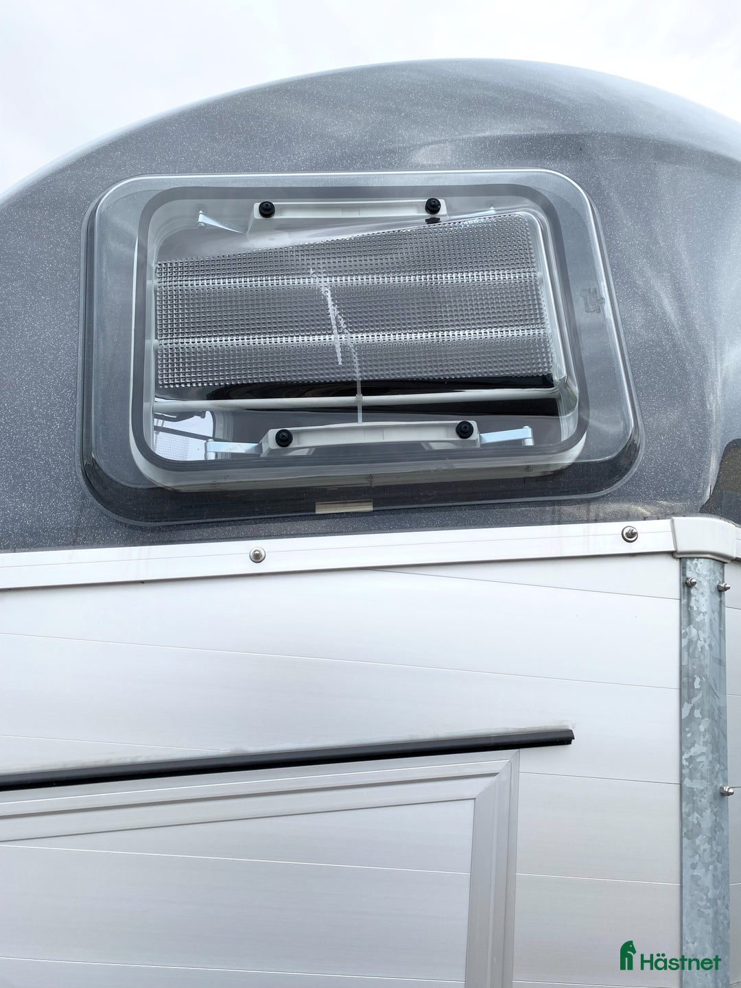 Hästtransporter  fordon & transport till salu: 1,5-hästars + sadelkammare -Kvalitet till bra pris i Kvicksund - Annons 13