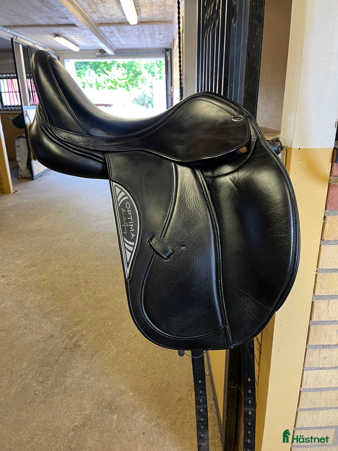 Sadlar hästutrustning till salu: Santa Cruz Saline, Optima Line i Uppsala - Annons 1