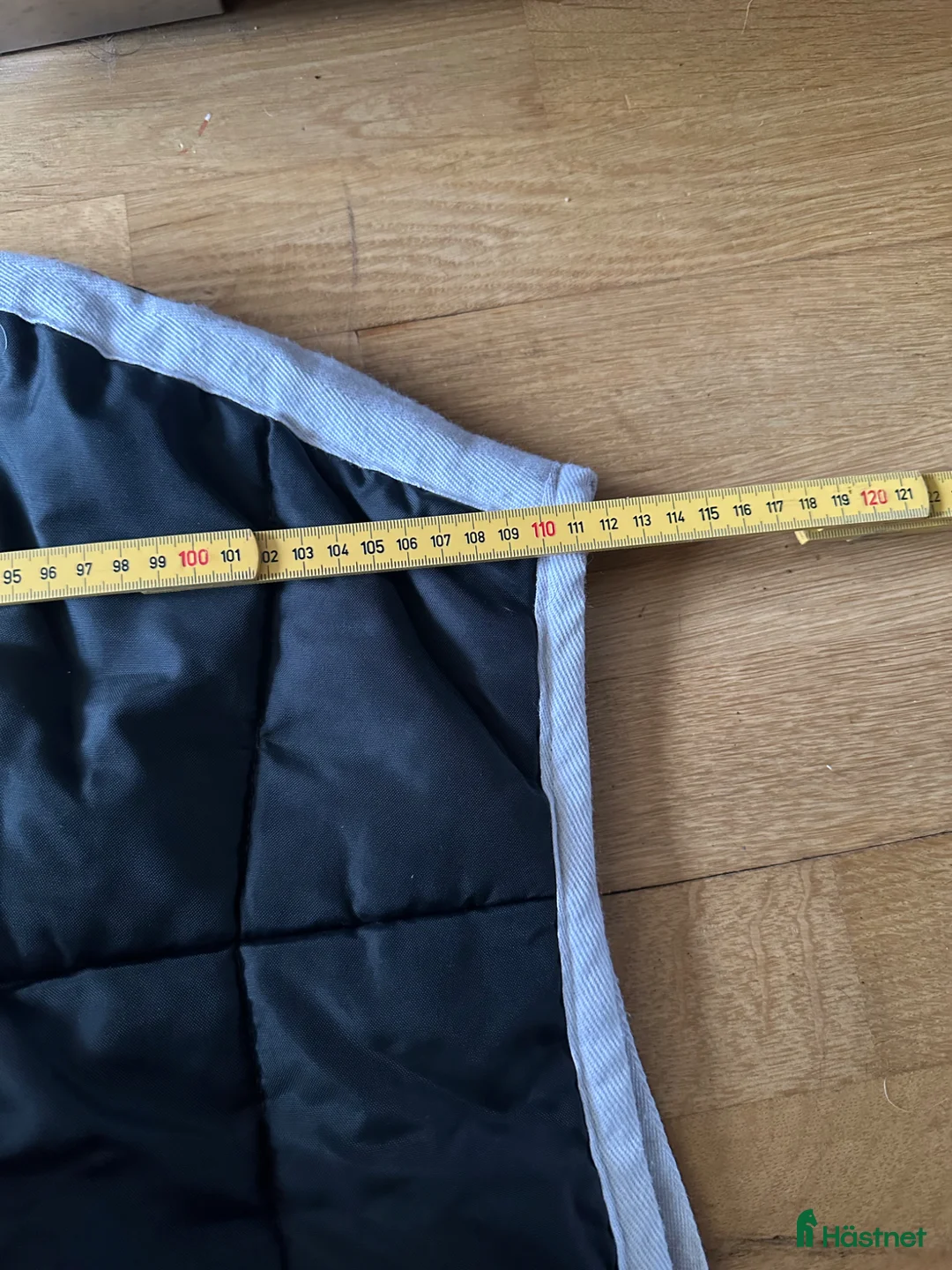 Täcken hästutrustning till salu: Stalltäcke  - Annons 4