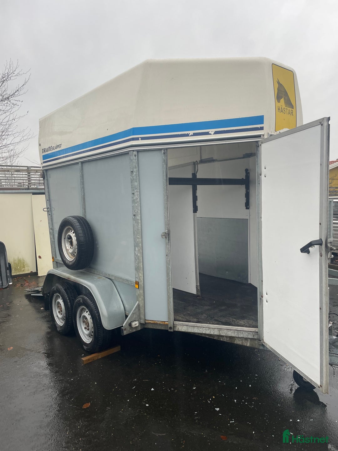 Hästtransporter  fordon & transport till salu: Hästtransport Thule Tranesläpet  i Jönköping - Annons 2