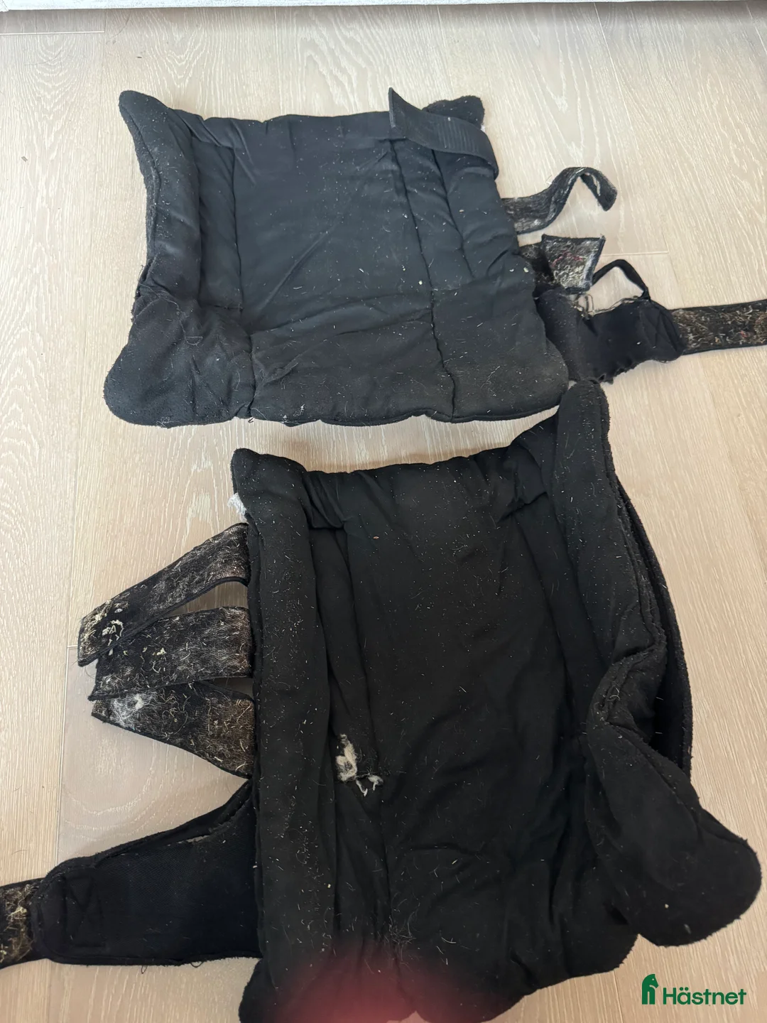 Benskydd hästutrustning till salu: Back on track stallbandage i Älvsjö - Annons 7