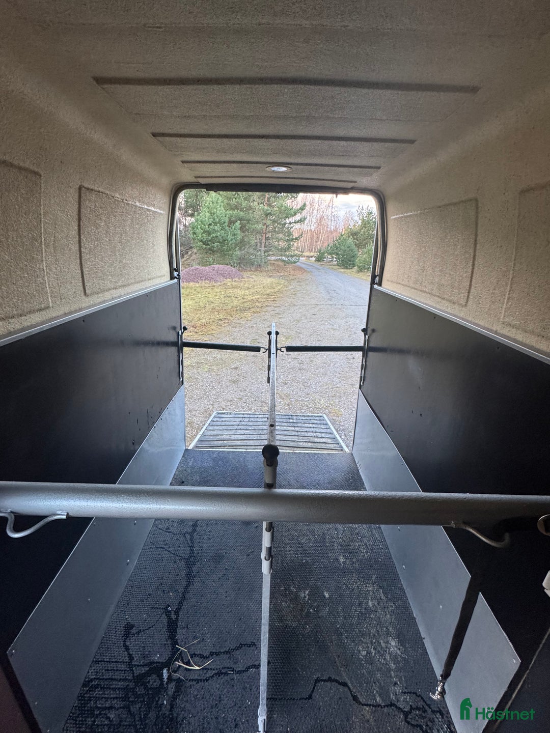 Hästtransporter  fordon & transport till salu: Renoverat tranesläp i Lidköping - Annons 5