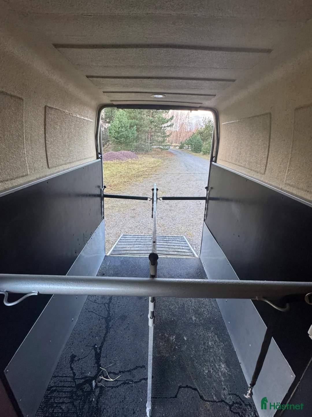 Hästtransporter  fordon & transport till salu: Renoverat tranesläp i Lidköping - Annons 5