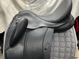 Sadlar hästutrustning Santa cruz Ariel i toppskick i Sala - Annons 3