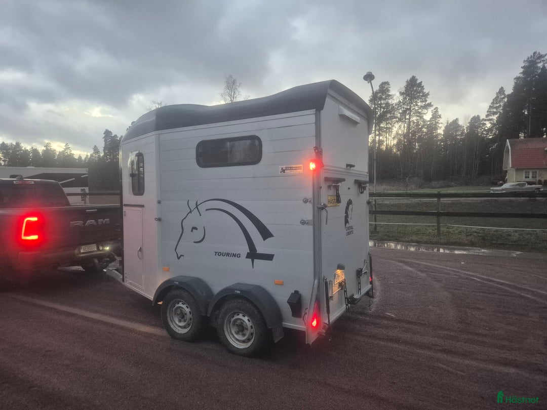 Hästtransporter  fordon & transport till salu: Cheval Liberte Touring 2017 sadelkammare  i Falun - Annons 5