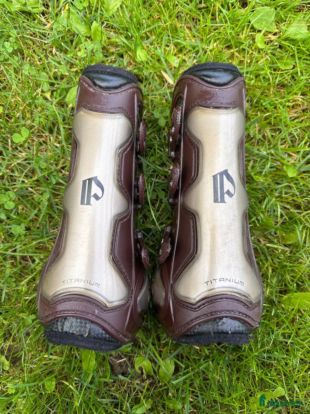 Benskydd hästutrustning till salu: Senskydd Pretsige i Borlänge - Annons 5