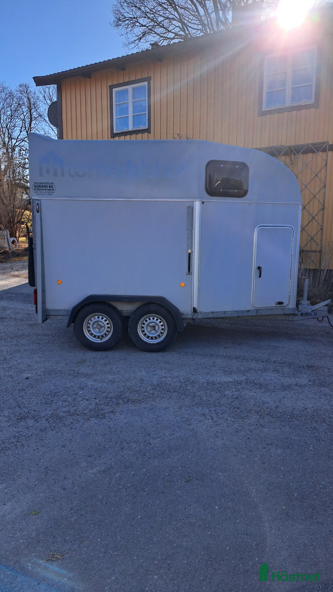 Hästtransporter  fordon & transport till salu: Thule Royal xt 2013 - Annons 1