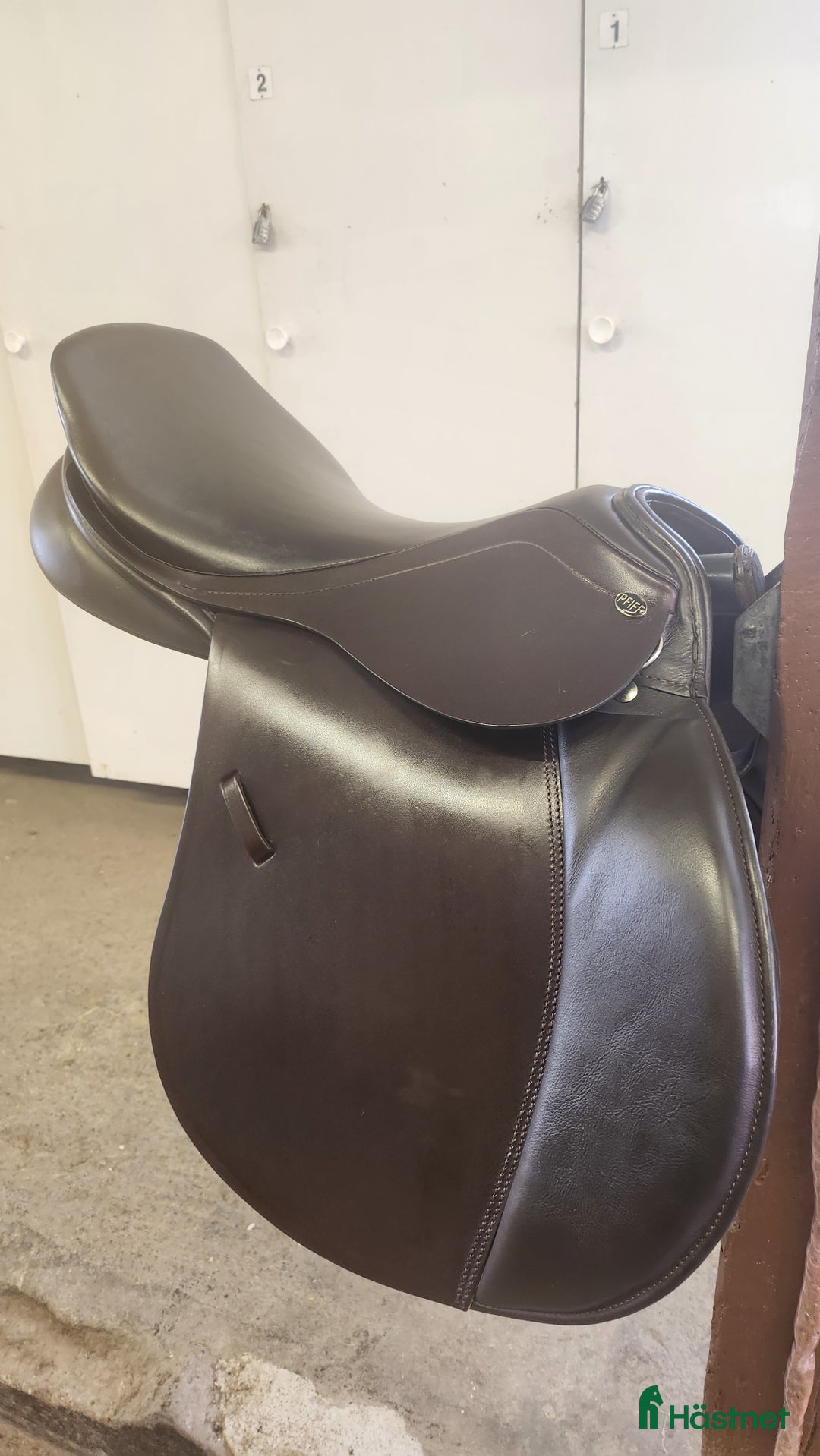 Sadlar hästutrustning till salu: Hoppsadel Pfiff Gotthard i Vaxholm - Annons 1